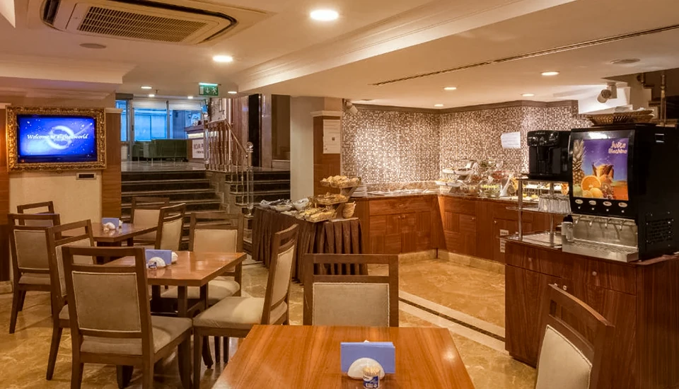 هتل نوا پلازا تکسیم اسکوئر